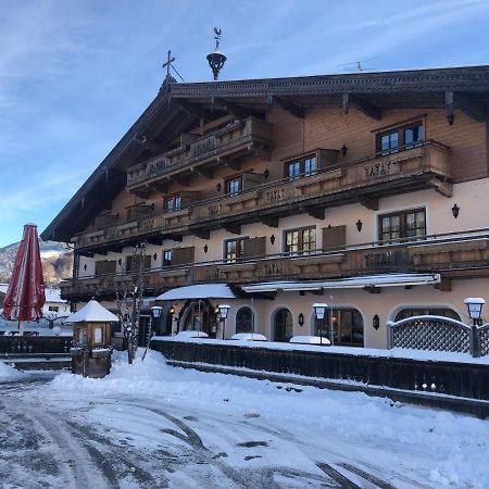 Ferienhotel Alpenhof Aurach bei Kitzbuehel Buitenkant foto