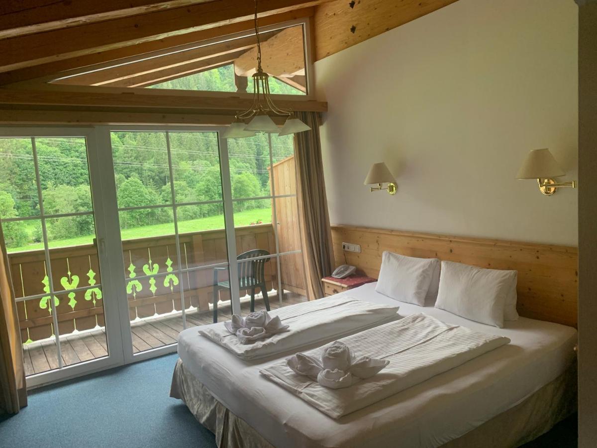 Ferienhotel Alpenhof Aurach bei Kitzbuehel Buitenkant foto